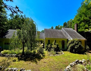 3 Mulberry Circle, Sandwich, Massachusetts, 4 Bedrooms Bedrooms, 9 Rooms Rooms,2.5 BathroomsBathrooms,Residential,For Sale,Mulberry Circle,73417352