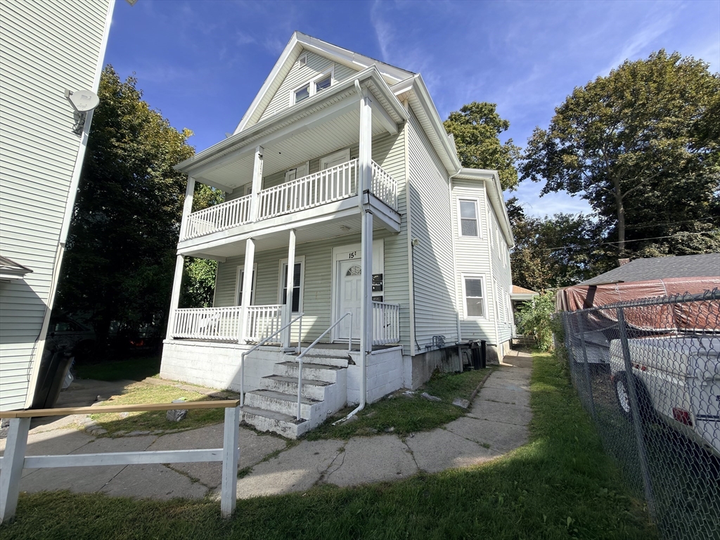 15 Mendon Street, Worcester, Massachusetts, 3 Bedrooms Bedrooms, 5 Rooms Rooms,1 BathroomBathrooms,Residential Lease,For Rent,Mendon Street,73417992