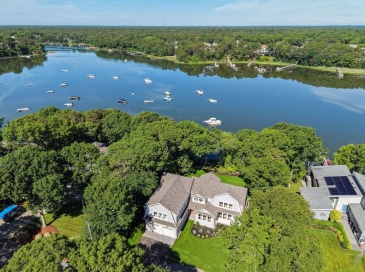 640 Poponessett Rd, Barnstable, Massachusetts, 3 Bedrooms Bedrooms, 7 Rooms Rooms,4.5 BathroomsBathrooms,Residential,For Sale,Poponessett Rd,73418094