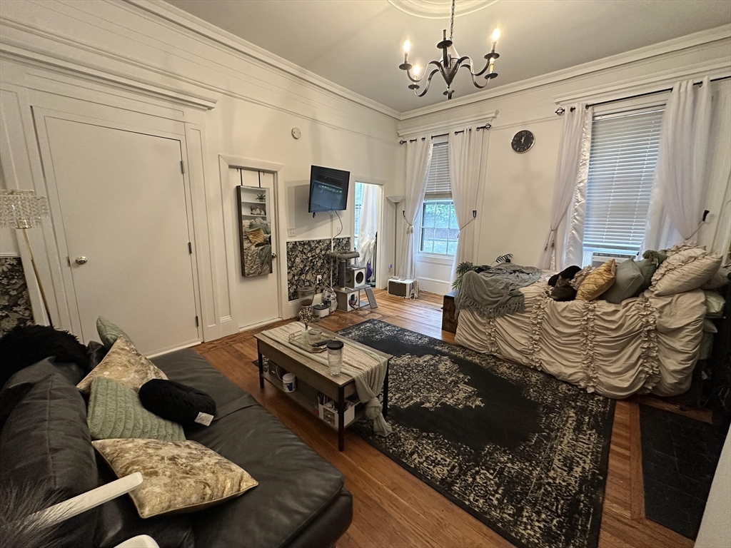 107 Charles Street, Boston, Massachusetts, 2 Rooms Rooms,1 BathroomBathrooms,Residential Lease,For Rent,Charles Street,73418194