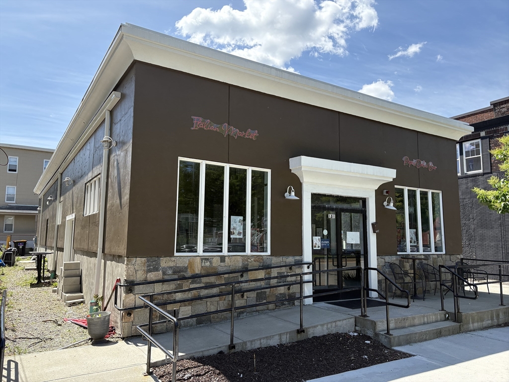 181 Shrewsbury St, Worcester, Massachusetts, ,Commercial Sale,For Sale,Shrewsbury St,73416400