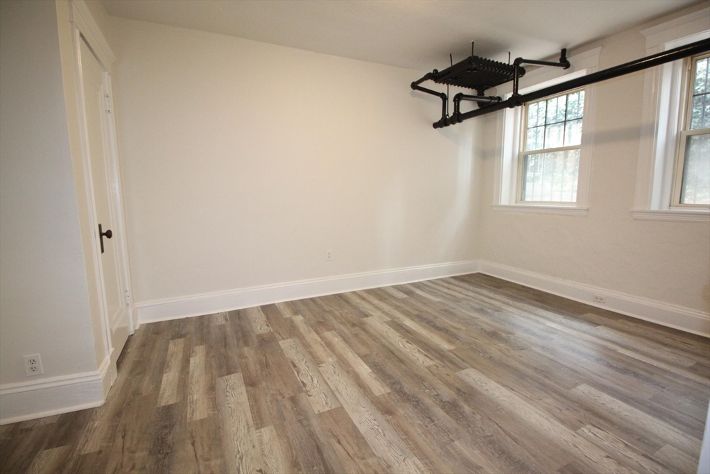 3 Crawford Street, Cambridge, Massachusetts, 2 Bedrooms Bedrooms, 4 Rooms Rooms,1 BathroomBathrooms,Residential Lease,For Rent,Crawford Street,73416353