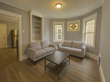 18 Chase Street, Boston, Massachusetts, 3 Bedrooms Bedrooms, 7 Rooms Rooms,2 BathroomsBathrooms,Residential Lease,For Rent,Chase Street,73418642