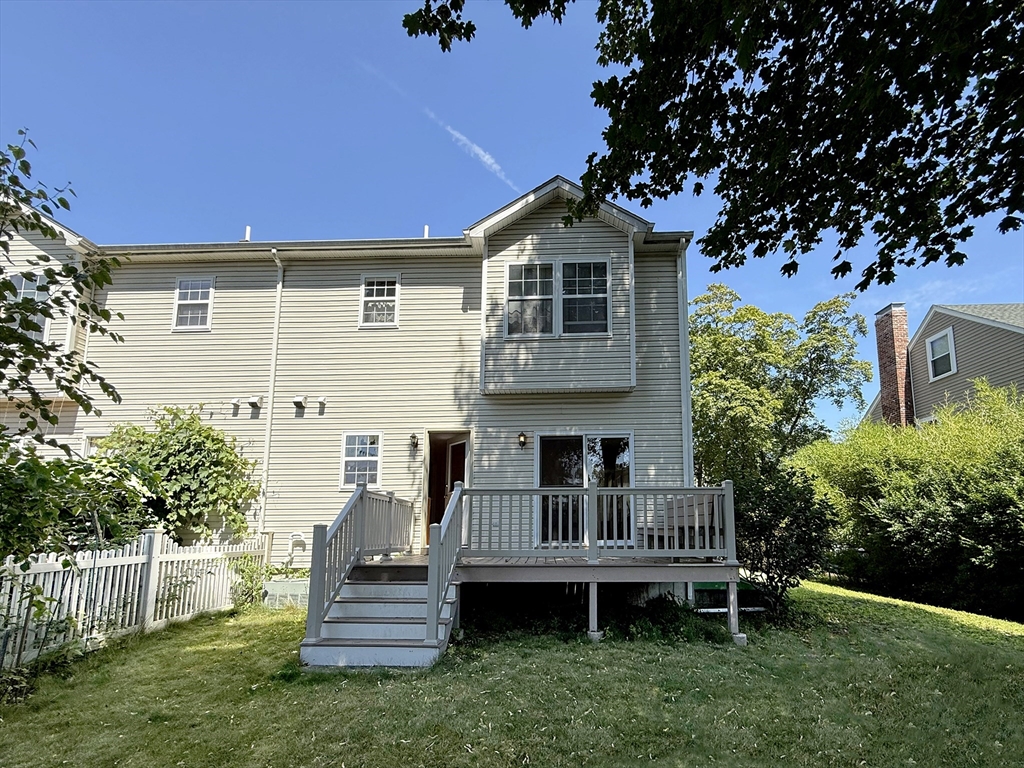 52 Grant St, Newton, Massachusetts, 3 Bedrooms Bedrooms, 6 Rooms Rooms,2.5 BathroomsBathrooms,Residential Lease,For Rent,Grant St,73418387