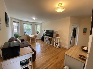 77 Parkman Street, Brookline, Massachusetts, 2 Bedrooms Bedrooms, 4 Rooms Rooms,1 BathroomBathrooms,Residential Lease,For Rent,Parkman Street,73419751 77 Parkman Street, Brookline, Massachusetts, 2 Bedrooms Bedrooms, 4 Rooms Rooms,1 BathroomBathrooms,Residential Lease,For Rent,Parkman Street,73419751