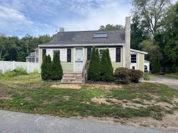 13 Prospect St, Rowley, Massachusetts, 2 Bedrooms Bedrooms, 4 Rooms Rooms,1 BathroomBathrooms,Residential Lease,For Rent,Prospect St,73420258 13 Prospect St, Rowley, Massachusetts, 2 Bedrooms Bedrooms, 4 Rooms Rooms,1 BathroomBathrooms,Residential Lease,For Rent,Prospect St,73420258