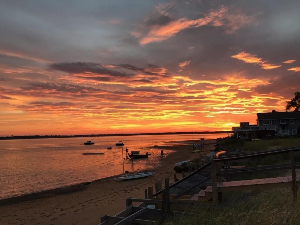 17 Harbor, Newburyport, Massachusetts, 1 Bedroom Bedrooms, 5 Rooms Rooms,1 BathroomBathrooms,Residential Lease,For Rent,Harbor,73420664