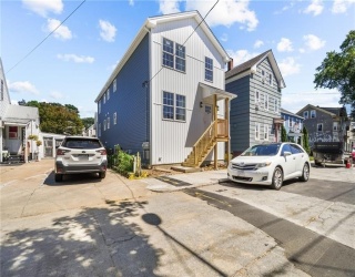 107 Sisson, Providence, Rhode Island, 8 Bedrooms Bedrooms, 18 Rooms Rooms,4 BathroomsBathrooms,Residential Income,For Sale,Sisson,73420842