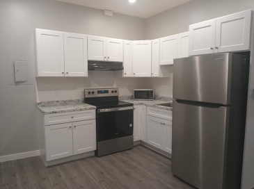 216 Central St, Lowell, Massachusetts, 1 Bedroom Bedrooms, 3 Rooms Rooms,1 BathroomBathrooms,Residential Lease,For Rent,Central St,73421231