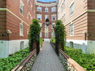 35 Lee St, Cambridge, Massachusetts, 2 Rooms Rooms,1 BathroomBathrooms,Residential Lease,For Rent,Lee St,73421335