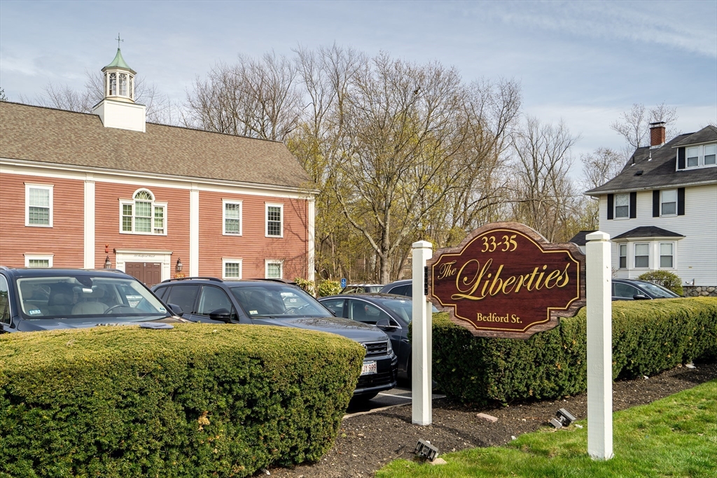 33 Bedford St, Lexington, Massachusetts, ,Commercial Sale,For Sale,Bedford St,73362849