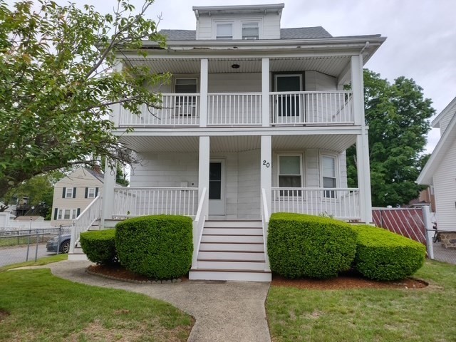 18 Webster St, Malden, Massachusetts, 2 Bedrooms Bedrooms, 6 Rooms Rooms,1 BathroomBathrooms,Residential Lease,For Rent,Webster St,73378859