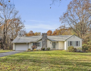 24 Depot St., Westford, Massachusetts, 2 Bedrooms Bedrooms, 5 Rooms Rooms,2 BathroomsBathrooms,Residential Lease,For Rent,Depot St.,73399448