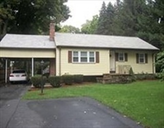 8 Burns Ave, Walpole, Massachusetts, 1 Bedroom Bedrooms, 4 Rooms Rooms,1 BathroomBathrooms,Residential Lease,For Rent,Burns Ave,73384288