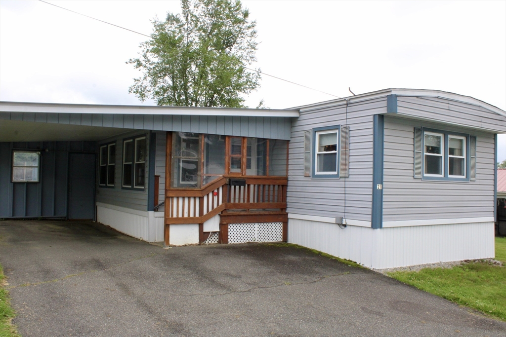 75 South St, Bernardston, Massachusetts, 2 Bedrooms Bedrooms, 5 Rooms Rooms,2 BathroomsBathrooms,Residential,For Sale,South St,73392186