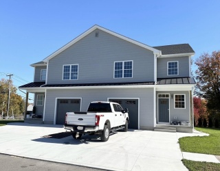 7 Mark Dr, Agawam, Massachusetts, 3 Bedrooms Bedrooms, 6 Rooms Rooms,2.5 BathroomsBathrooms,Residential Lease,For Rent,Mark Dr,73380613