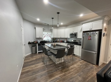 10 John St, Chelsea, Massachusetts, 3 Bedrooms Bedrooms, 5 Rooms Rooms,2 BathroomsBathrooms,Residential Lease,For Rent,John St,73371270 10 John St, Chelsea, Massachusetts, 3 Bedrooms Bedrooms, 5 Rooms Rooms,2 BathroomsBathrooms,Residential Lease,For Rent,John St,73371270