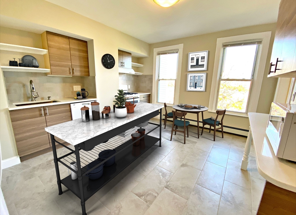 466 Sumner St, Boston, Massachusetts, 2 Bedrooms Bedrooms, 6 Rooms Rooms,1 BathroomBathrooms,Residential Lease,For Rent,Sumner St,73400272