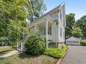 55 Cottage St, Melrose, Massachusetts, 2 Bedrooms Bedrooms, 5 Rooms Rooms,1.5 BathroomsBathrooms,Residential Lease,For Rent,Cottage St,73411093 55 Cottage St, Melrose, Massachusetts, 2 Bedrooms Bedrooms, 5 Rooms Rooms,1.5 BathroomsBathrooms,Residential Lease,For Rent,Cottage St,73411093