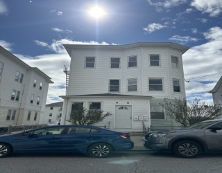 38 Larch St, Pawtucket, Rhode Island, 2 Bedrooms Bedrooms, 5 Rooms Rooms,1 BathroomBathrooms,Residential Lease,For Rent,Larch St,73403421