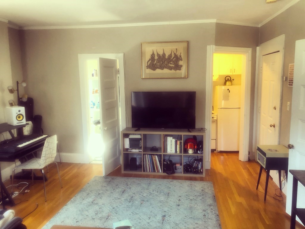 41 Worcester Sq, Boston, Massachusetts, 1 Bedroom Bedrooms, 3 Rooms Rooms,1 BathroomBathrooms,Residential Lease,For Rent,Worcester Sq,73391143