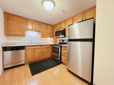 185 Quincy Shore Dr, Quincy, Massachusetts, 1 Bedroom Bedrooms, 4 Rooms Rooms,1 BathroomBathrooms,Residential Lease,For Rent,Quincy Shore Dr,73409373