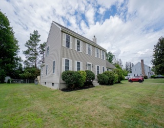 14 Wesley Dr, Leicester, Massachusetts, 3 Bedrooms Bedrooms, 9 Rooms Rooms,3.5 BathroomsBathrooms,Residential,For Sale,Wesley Dr,73402322