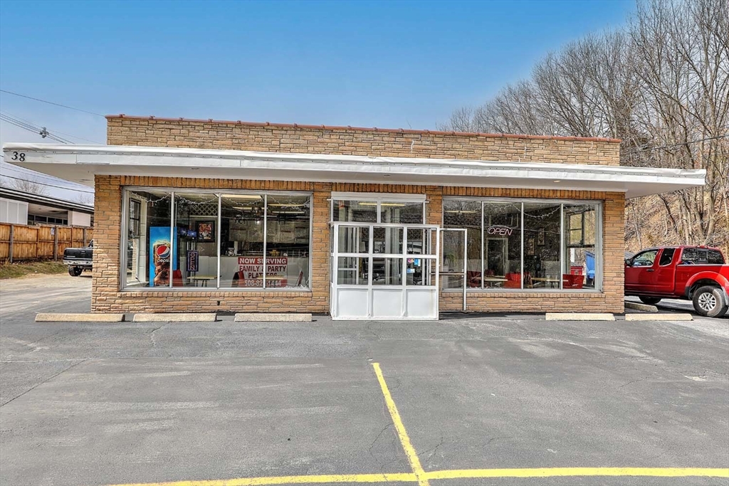 38 Broadway, Raynham, Massachusetts, ,Business Opportunity,For Sale,Broadway,73351825