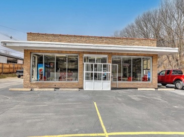 38 Broadway, Raynham, Massachusetts, ,Business Opportunity,For Sale,Broadway,73351825