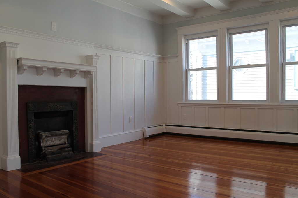 1014 South Street, Boston, Massachusetts, 4 Bedrooms Bedrooms, 8 Rooms Rooms,2 BathroomsBathrooms,Residential Lease,For Rent,South Street,73391458