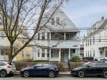 10 Hancock St, Somerville, Massachusetts, 8 Bedrooms Bedrooms, 12 Rooms Rooms,3 BathroomsBathrooms,Residential Income,For Sale,Hancock St,73353670