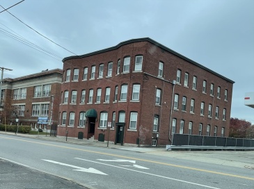 97 Bridge Street, Manchester, New Hampshire, 1 Bedroom Bedrooms, 4 Rooms Rooms,1 BathroomBathrooms,Residential Lease,For Rent,Bridge Street,73320137