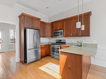 1422 Columbia, Boston, Massachusetts, 2 Bedrooms Bedrooms, 4 Rooms Rooms,1 BathroomBathrooms,Residential Lease,For Rent,Columbia,73416402