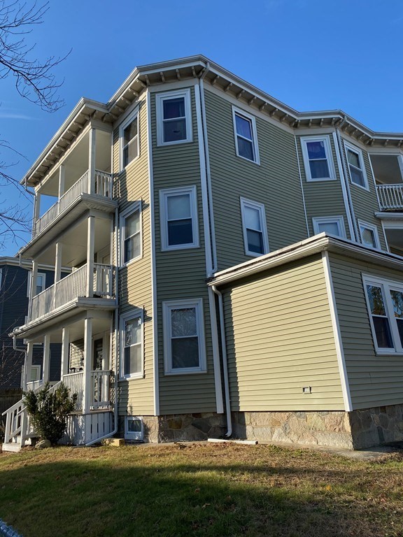 89 Hillberg Ave, Brockton, Massachusetts, 3 Bedrooms Bedrooms, 5 Rooms Rooms,1 BathroomBathrooms,Residential Lease,For Rent,Hillberg Ave,73409629