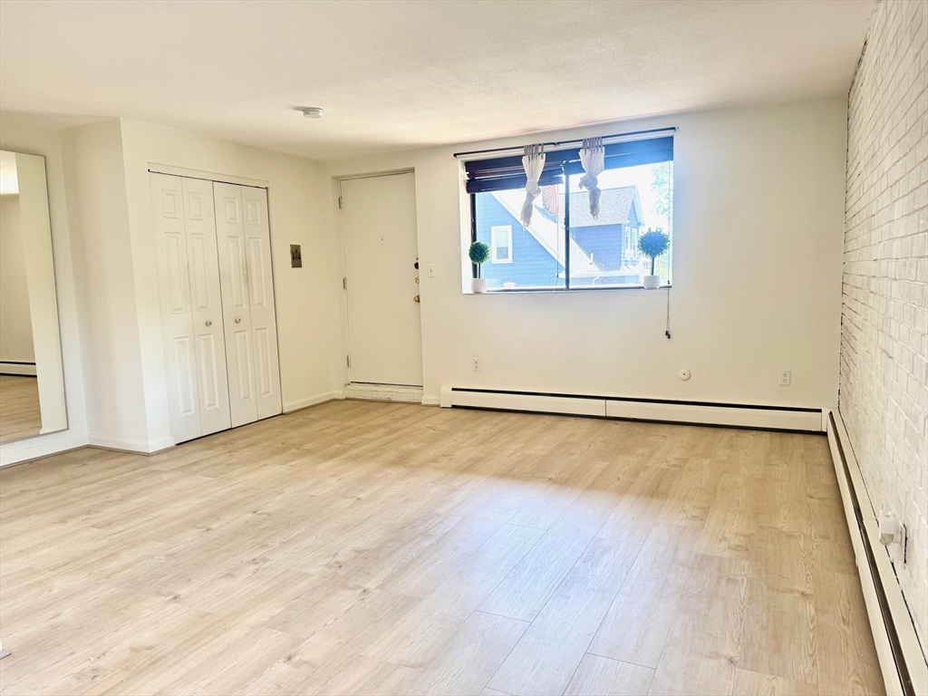 1 Belknap, Arlington, Massachusetts, 1 Room Rooms,1 BathroomBathrooms,Residential Lease,For Rent,Belknap,73386773