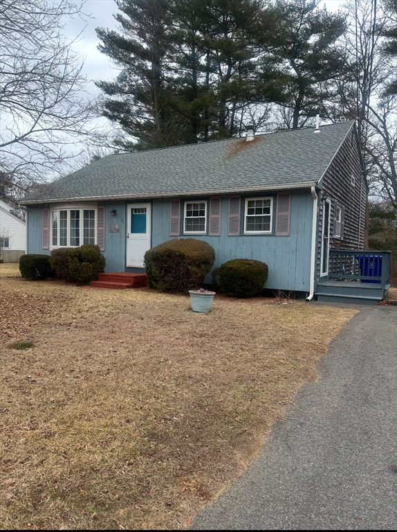 51 Paul Revere Ter, Taunton, Massachusetts, 3 Bedrooms Bedrooms, 5 Rooms Rooms,1 BathroomBathrooms,Residential,For Sale,Paul Revere Ter,73341575