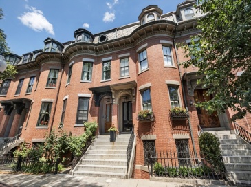 131 Warren Ave, Boston, Massachusetts, 1 Bedroom Bedrooms, 3 Rooms Rooms,1 BathroomBathrooms,Residential Lease,For Rent,Warren Ave,73408027