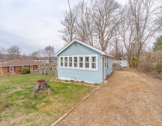 15 Sichols Colony Rd, Wales, Massachusetts, 2 Bedrooms Bedrooms, 5 Rooms Rooms,1 BathroomBathrooms,Residential,For Sale,Sichols Colony Rd,73361928