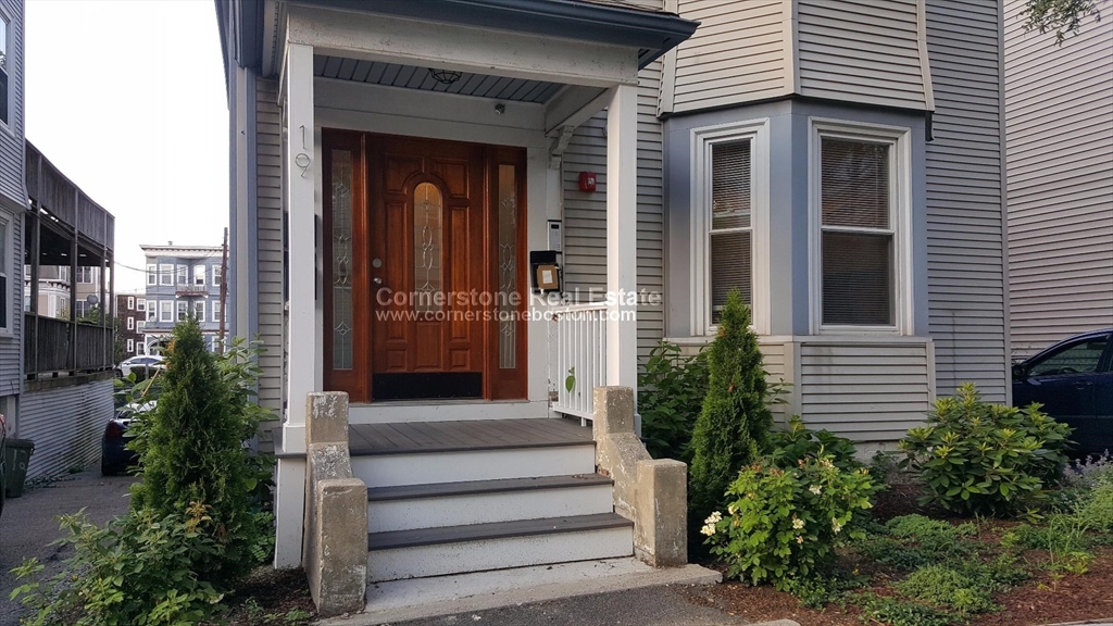 19 Dorset Street, Boston, Massachusetts, 3 Bedrooms Bedrooms, 4 Rooms Rooms,1 BathroomBathrooms,Residential Lease,For Rent,Dorset Street,73390892