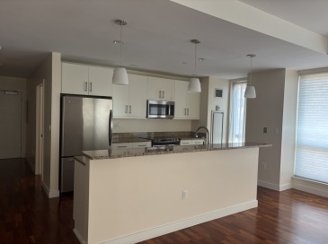 100 Station Landing, Medford, Massachusetts, 2 Bedrooms Bedrooms, 4 Rooms Rooms,2 BathroomsBathrooms,Residential Lease,For Rent,Station Landing,73387294