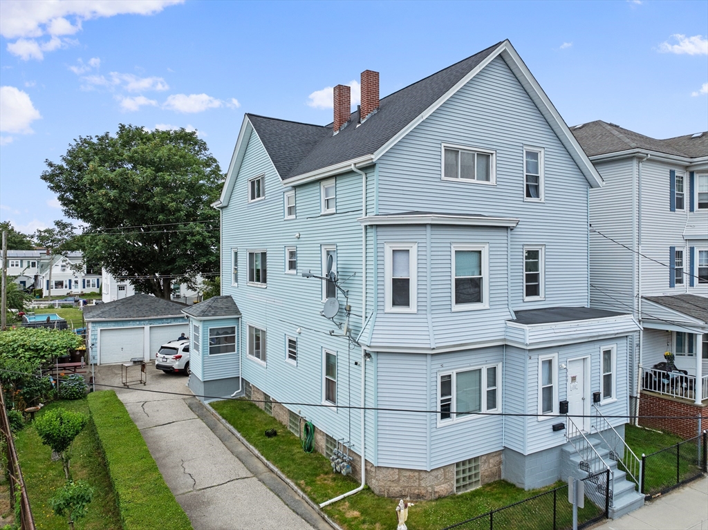 363 South Oxford St., Fall River, Massachusetts, 7 Bedrooms Bedrooms, 18 Rooms Rooms,3 BathroomsBathrooms,Residential Income,For Sale,South Oxford St.,73398315