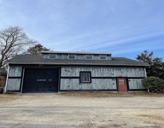 42 Brooks Rd, Lincoln, Massachusetts, 2 Bedrooms Bedrooms, 5 Rooms Rooms,1 BathroomBathrooms,Residential Lease,For Rent,Brooks Rd,73404131