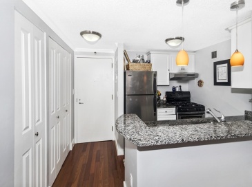 42 8th Street, Boston, Massachusetts, 1 Bedroom Bedrooms, 4 Rooms Rooms,1 BathroomBathrooms,Residential Lease,For Rent,8th Street,73398446