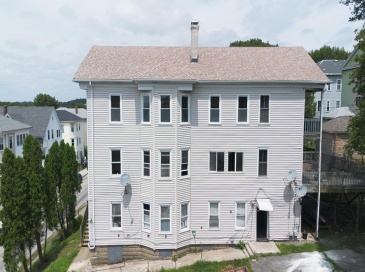 38 Everard St, Worcester, Massachusetts, 3 Bedrooms Bedrooms, 5 Rooms Rooms,1 BathroomBathrooms,Residential Lease,For Rent,Everard St,73409051