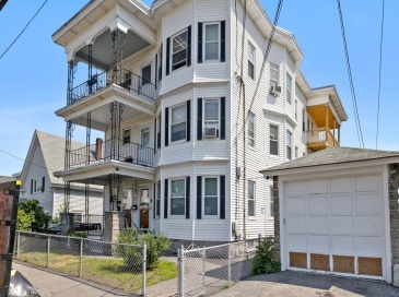 31 Woodland St, Lawrence, Massachusetts, 12 Bedrooms Bedrooms, 31 Rooms Rooms,4 BathroomsBathrooms,Residential Income,For Sale,Woodland St,73397484