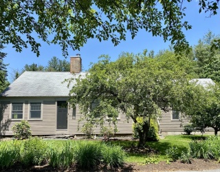 301 Princeton Rd, Sterling, Massachusetts, 3 Bedrooms Bedrooms, 8 Rooms Rooms,2 BathroomsBathrooms,Residential,For Sale,Princeton Rd,73398782