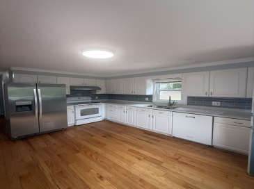 25 Moon Rd, Lynn, Massachusetts, 4 Bedrooms Bedrooms, 7 Rooms Rooms,2 BathroomsBathrooms,Residential Lease,For Rent,Moon Rd,73384232