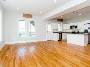 220 Ashmont Street, Boston, Massachusetts, 3 Bedrooms Bedrooms, 8 Rooms Rooms,2 BathroomsBathrooms,Residential Lease,For Rent,Ashmont Street,73380665