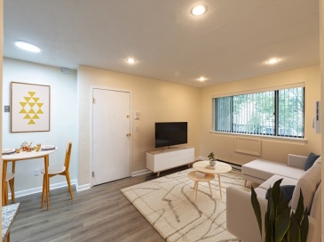 197 Calumet, Boston, Massachusetts, 2 Bedrooms Bedrooms, 5 Rooms Rooms,1 BathroomBathrooms,Residential Lease,For Rent,Calumet,73398460