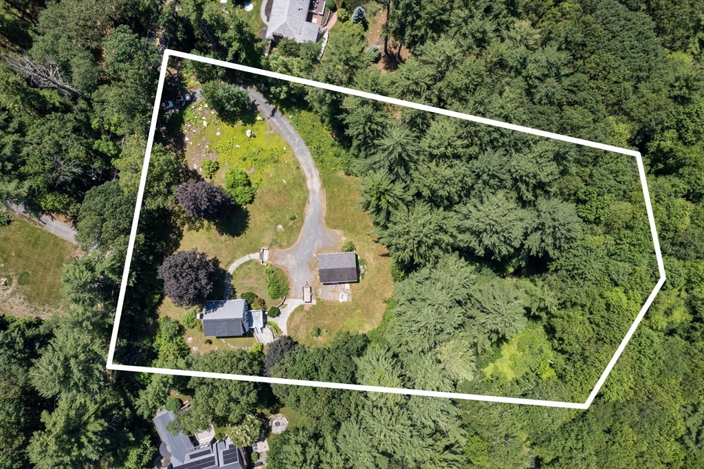 725 Wellesley St, Weston, Massachusetts, ,Land,For Sale,Wellesley St,73400240